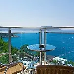 Hotel Rhapsody 4*