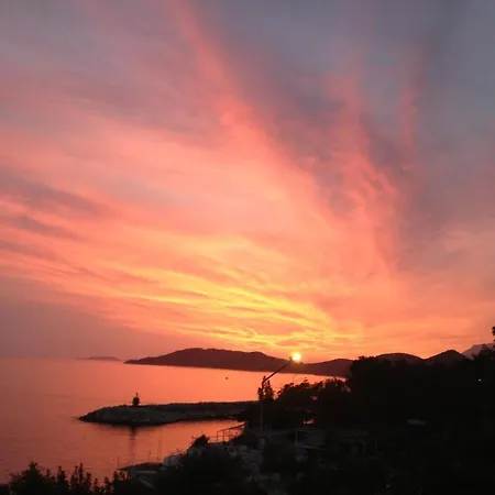 Rhapsody ホテル 4*