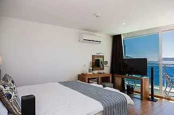 ホテル Rhapsody カシュ