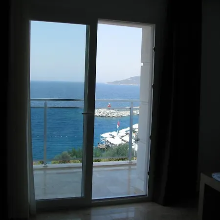 Rhapsody Hotel 4*